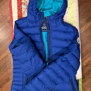 American Eagle Outfitters Woman’s Blue Puffer 70/30 Down / Feather Jacket (M)